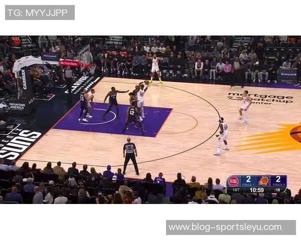 狄龙火力全开18投10中豪取27分助球队力克对手展现超强实力 狄龙火力全开18投10中豪取27分助球队力克对手展现超强实力